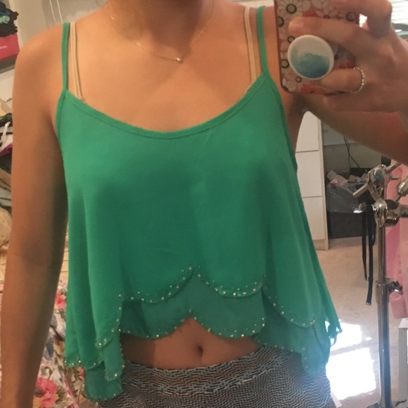 🌀Cropped Tank - Picture 1 of 4